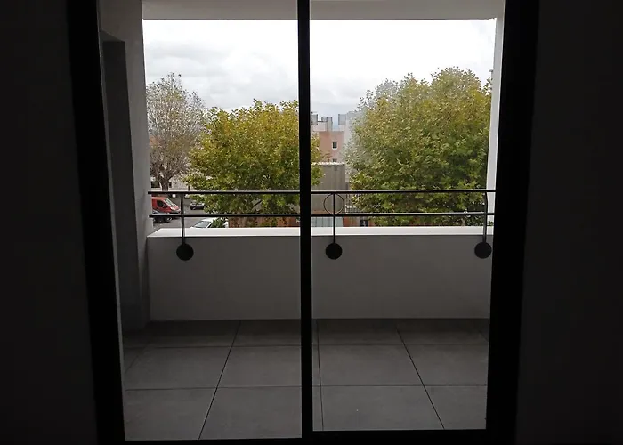 Appartement Neuf Paisible Avec Parking Proche Du Vieux Port Et Des Calanques