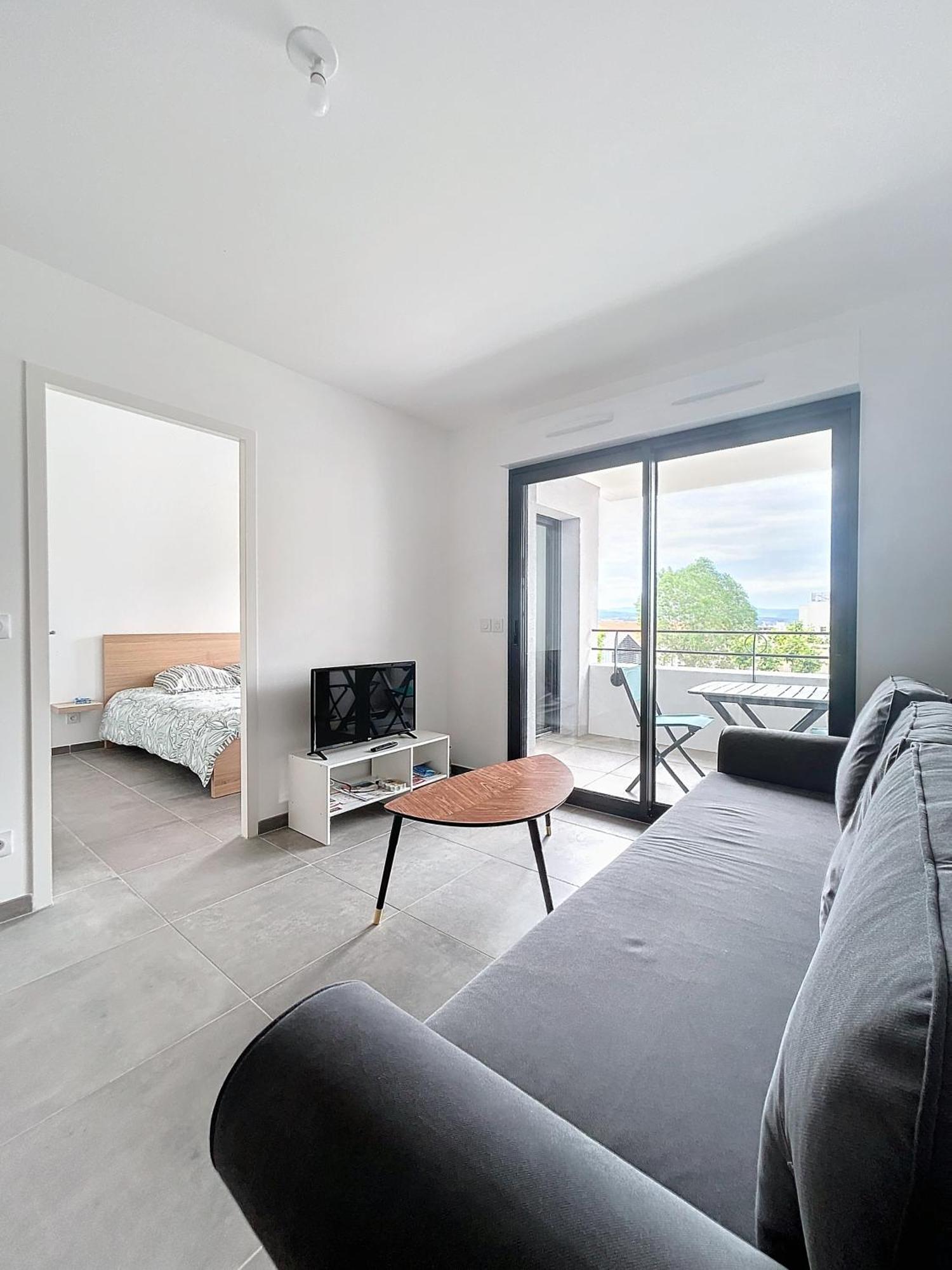 Apartment Neuf Paisible Avec Parking Proche Du Vieux Port Et Des Calanques