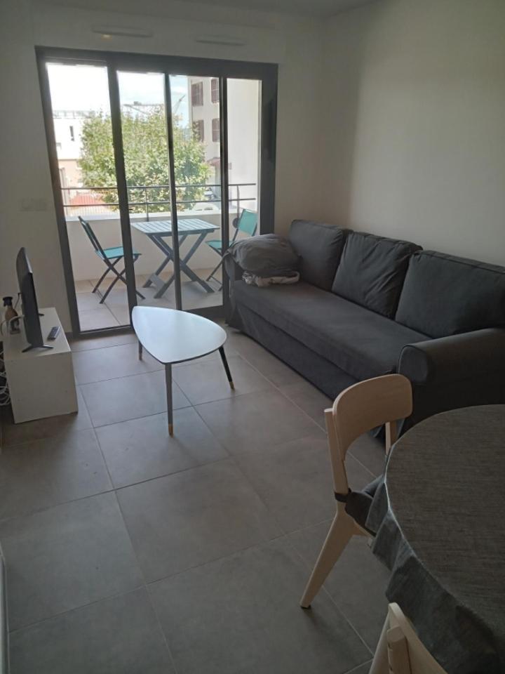 Neuf Paisible Avec Parking Proche Du Vieux Port Et Des Calanques Apartment